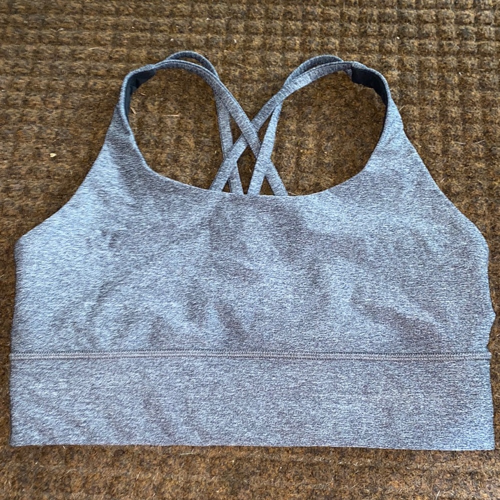 Lululemon sports bra